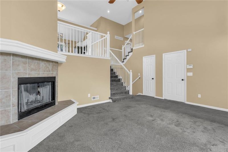25708 E 33rd Ter S, Blue Springs, MO 64015