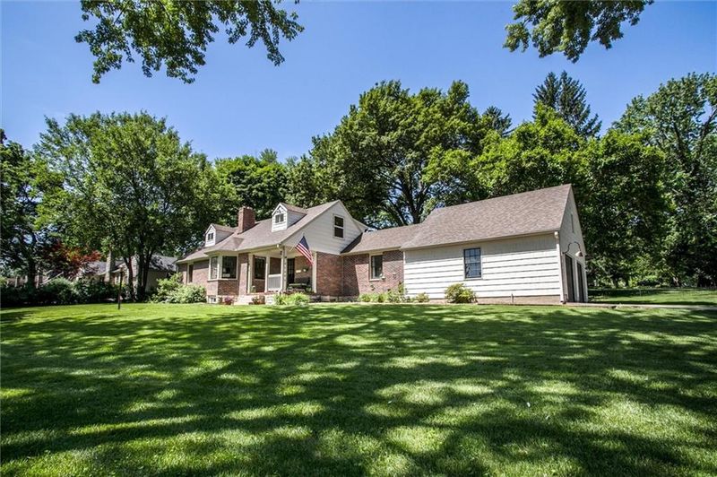 1804 S Drumm Ave, Independence, MO 64055