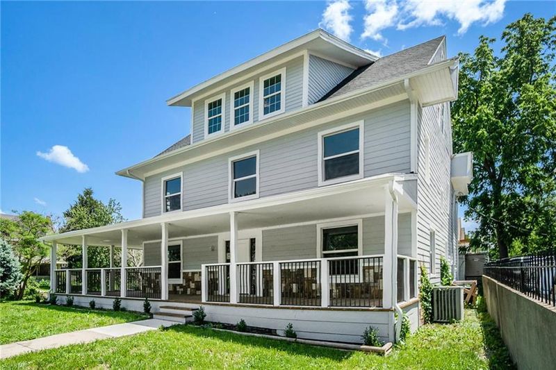 3000 Campbell St, Kansas City, MO 64109
