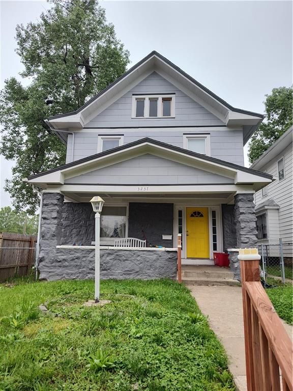 3237 E 32nd St, Kansas City, MO 64128