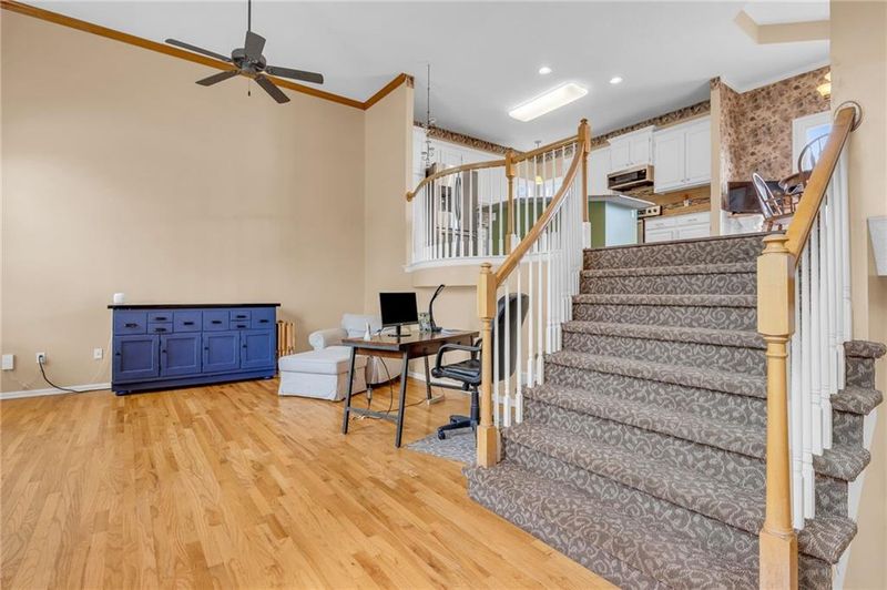 21708 W 121st Ter, Olathe, KS 66061