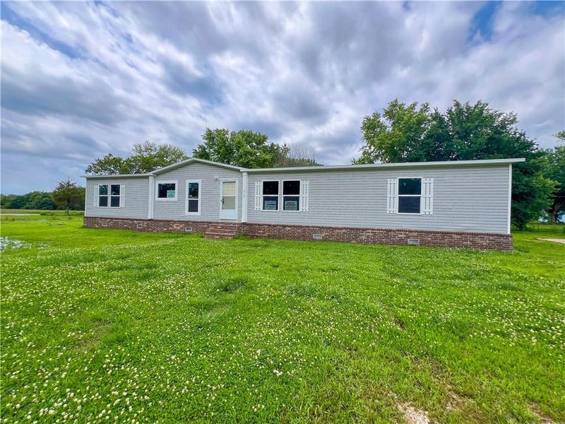 916 W Delaware St, Coffeyville, KS 67337