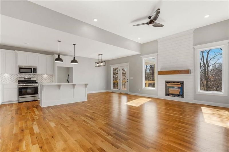 7702 NE 106th Ter, Kansas City, MO 64157
