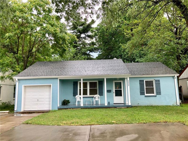 8609 Wornall Rd, Kansas City, MO 64114