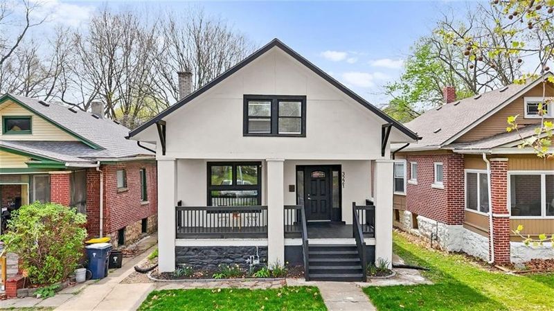 3221 E 28th St, Kansas City, MO 64128