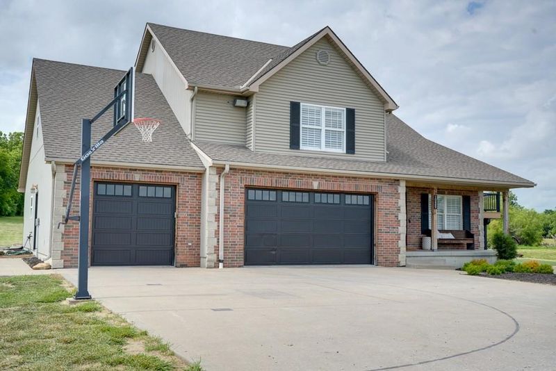 10489 Outer Rd, Odessa, MO 64076