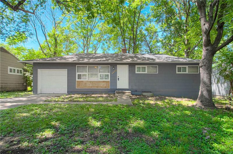 7704 E 112th Ter, Kansas City, MO 64134