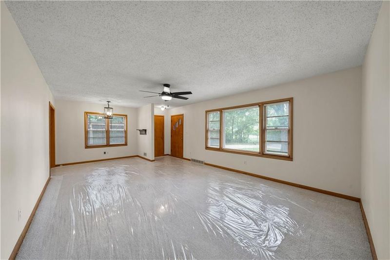 4112 Hawthorne Ave, Kansas City, MO 64133