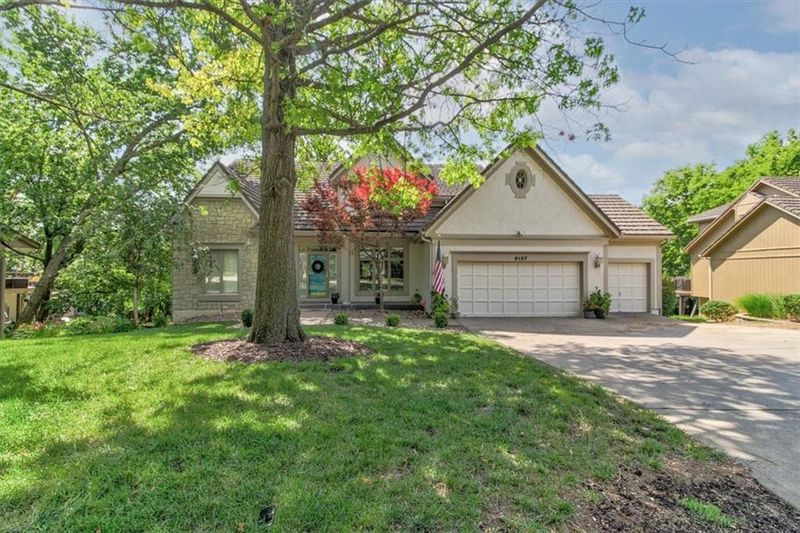 6127 NE Fairview Rd, Lee's Summit, MO 64064