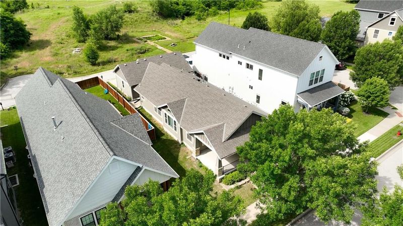 9107 NE 79th St, Kansas City, MO 64158