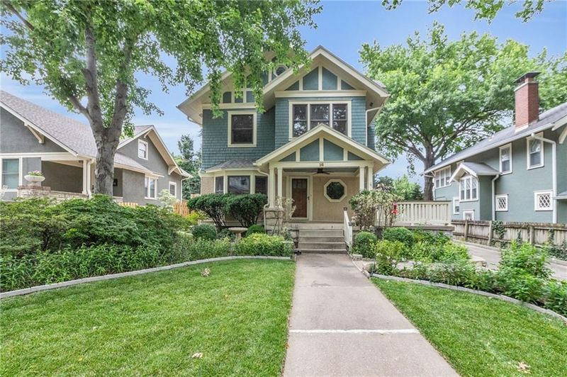 16 W 57th Ter, Kansas City, MO 64113