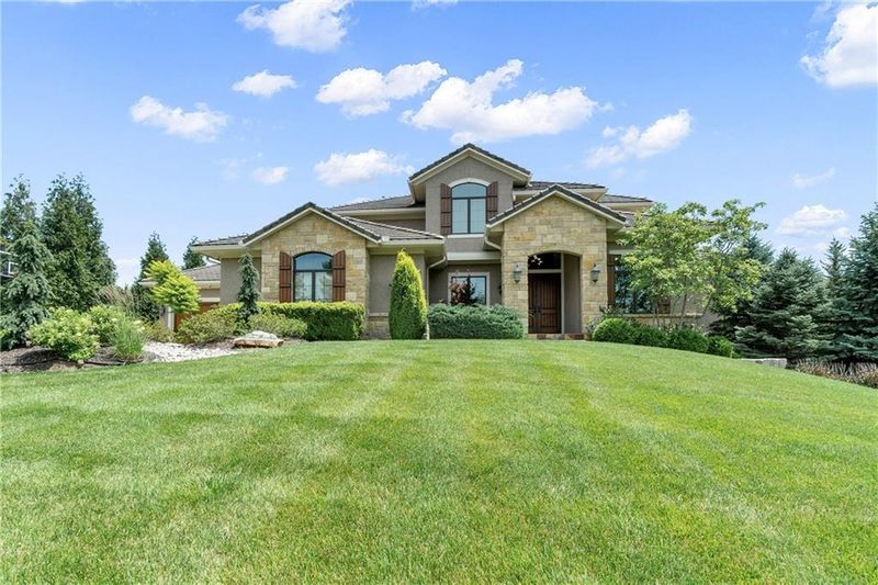16005 King St, Overland Park, KS 66221