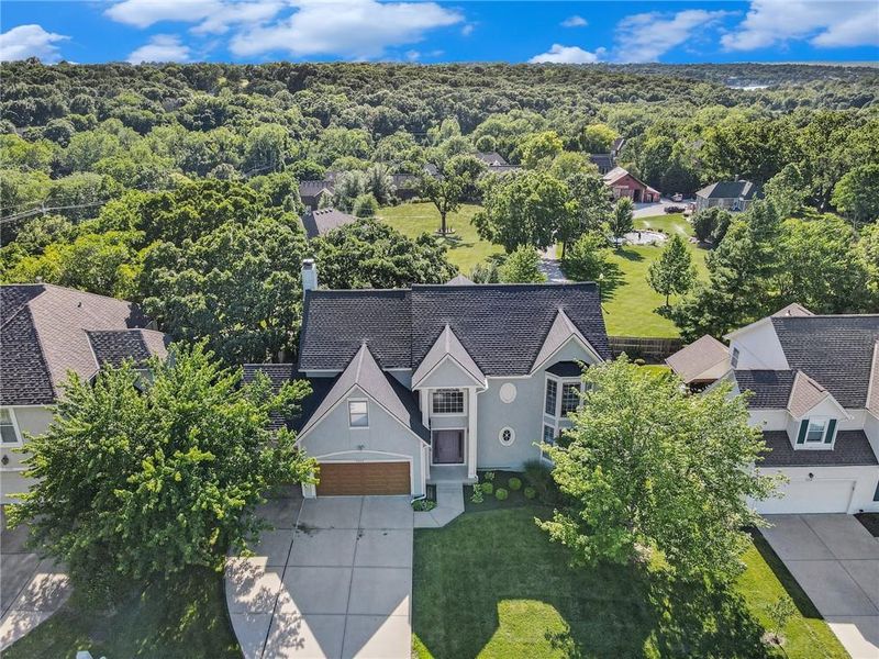 5404 Albervan St, Shawnee, KS 66216
