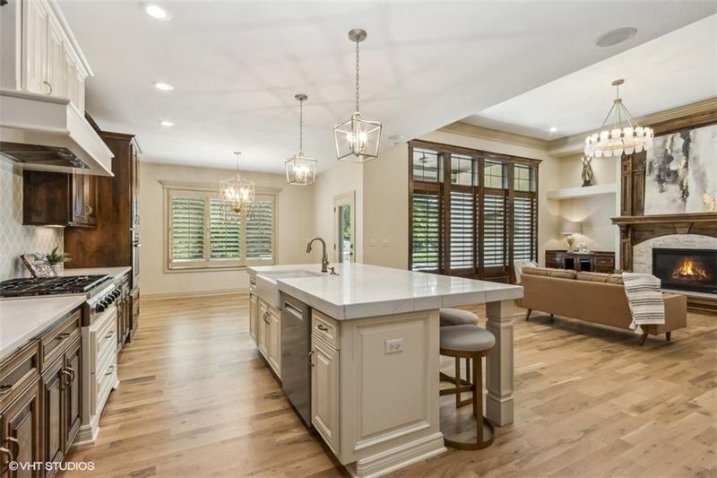 16309 Flint St, Overland Park, KS 66062