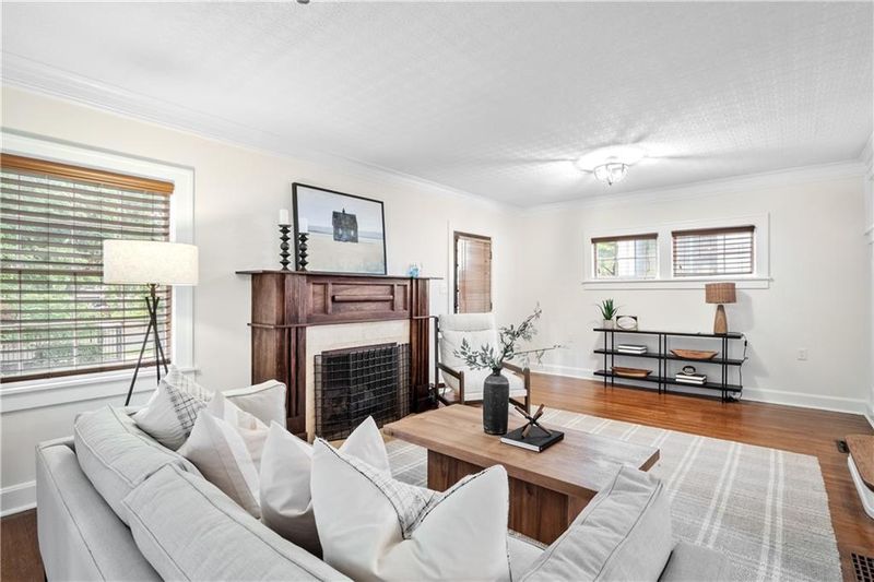 404 W 59th Ter, Kansas City, MO 64113