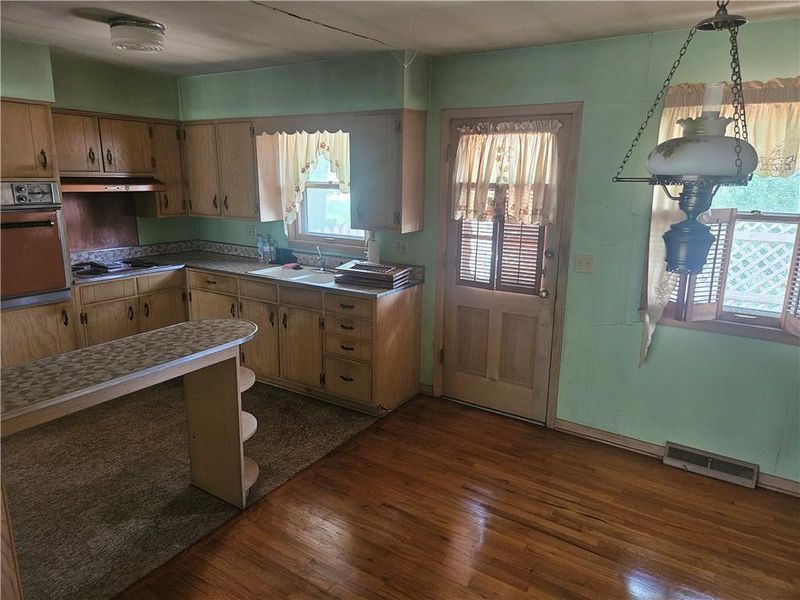 14706 E 39th Ter S, Independence, MO 64055