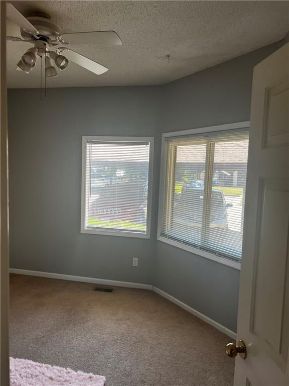 4829 Horton St, Mission, KS 66202