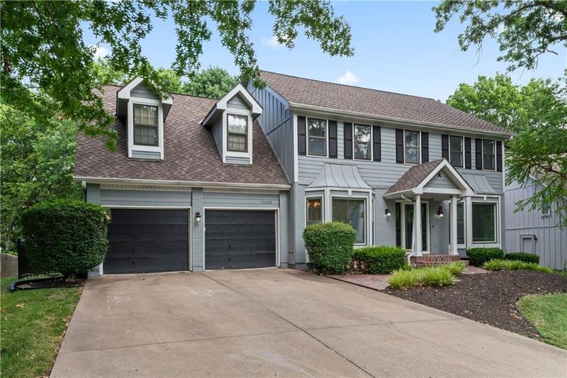 11635 Gillette St, Overland Park, KS 66210