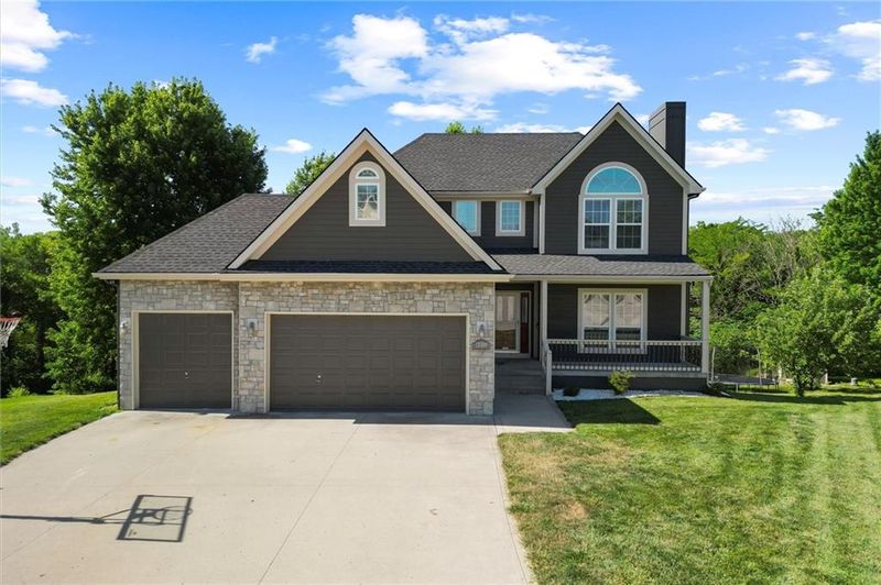 13300 Craig Ct, Smithville, MO 64089