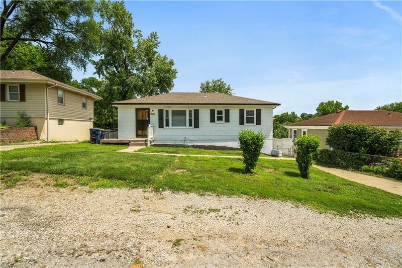 4119 N Jackson Ave, Kansas City, MO 64117