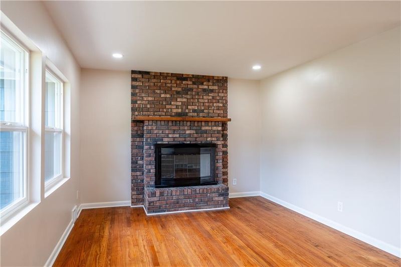 4608 E 114 Ter, Kansas City, MO 64137