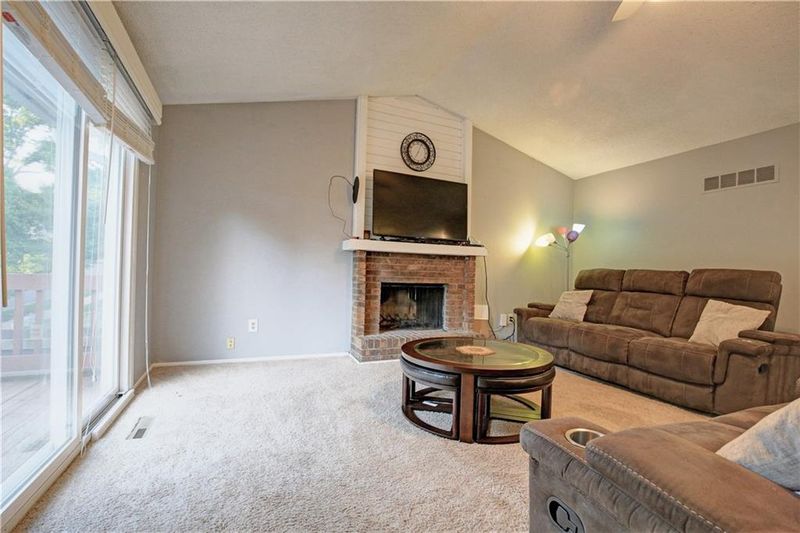12840 W 109th St, Overland Park, KS 66210
