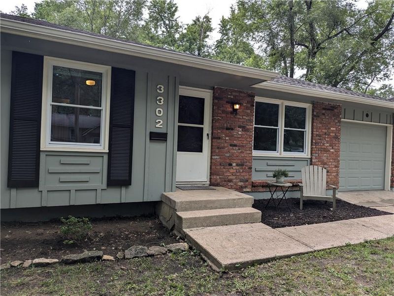 3302 E 106th Ter, Kansas City, MO 64137