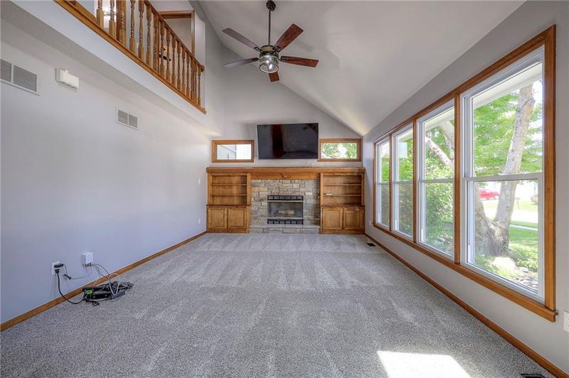 7907 Kevin Ln, Belton, MO 64012