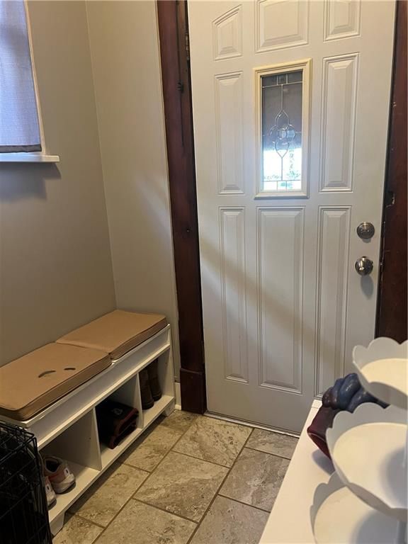 2605 Monterey St, St Joseph, MO 64507