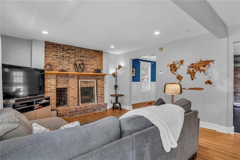 4410 Bell St, Kansas City, MO 64111