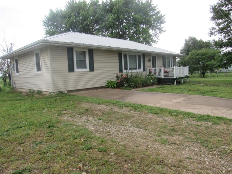 12533 Indiana Rd, Colony, KS 66015