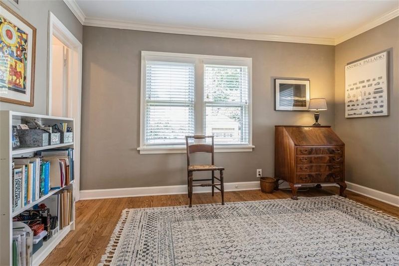 628 E 72nd Ter, Kansas City, MO 64131