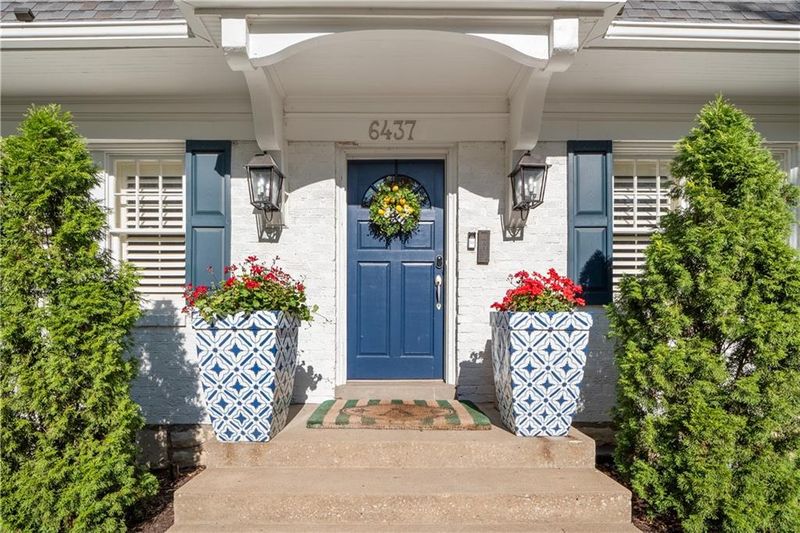 6437 Main St, Kansas City, MO 64113