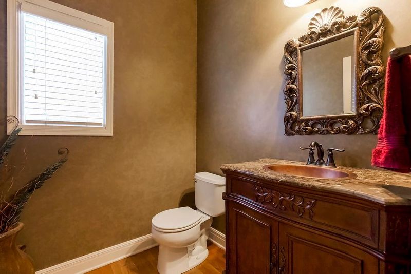 11660 S Gleason St, Olathe, KS 66061