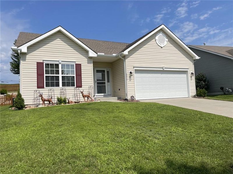 8819 N College Ave, Kansas City, MO 64156