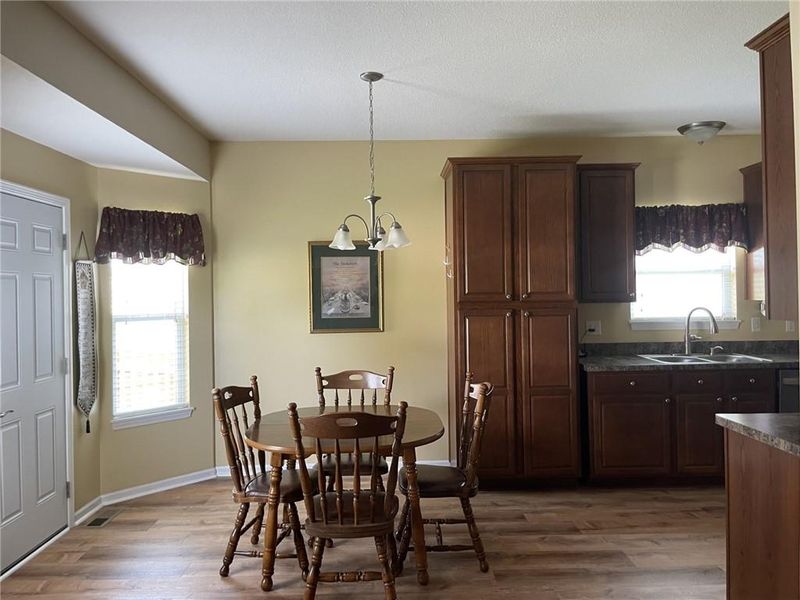 8819 N College Ave, Kansas City, MO 64156