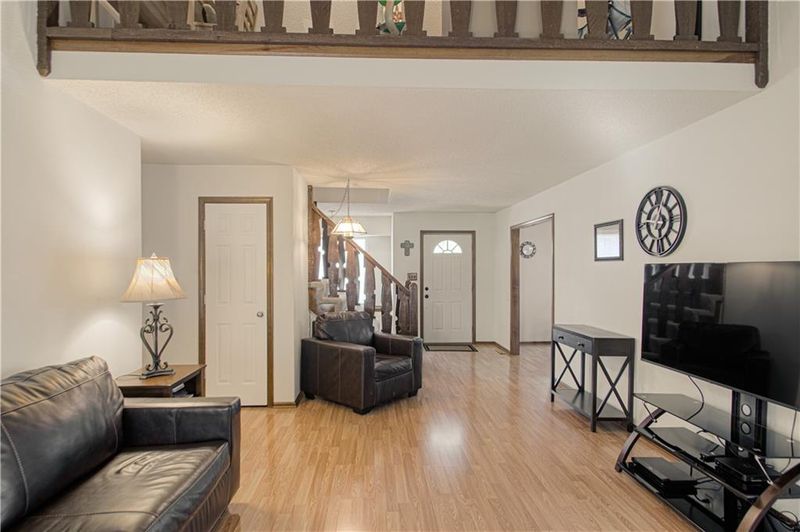 17308 E 49th Terrace Ct, Independence, MO 64055