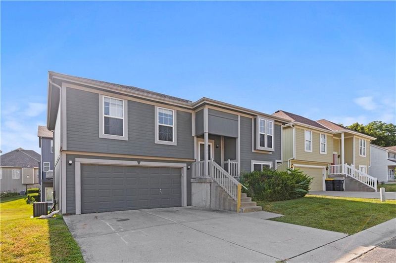 722 E 125th St, Kansas City, MO 64146