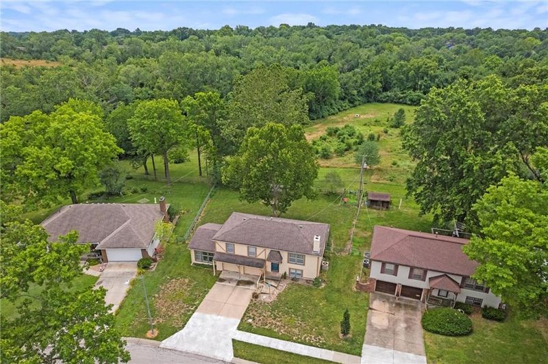 4513 E 105th St, Kansas City, MO 64137