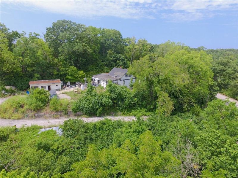 4275 Sortor Dr, Kansas City, KS 66104