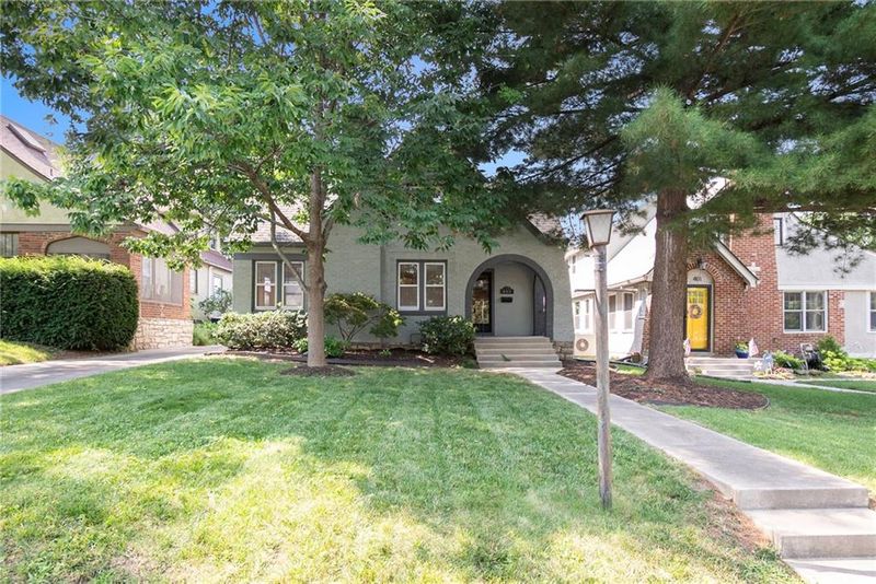 403 E 70th Ter, Kansas City, MO 64131