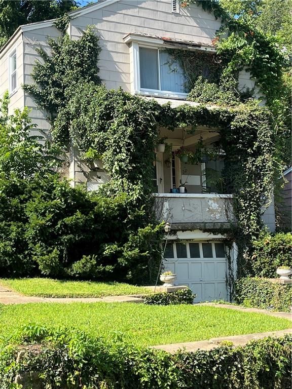1322 E 81st Ter, Kansas City, MO 64131
