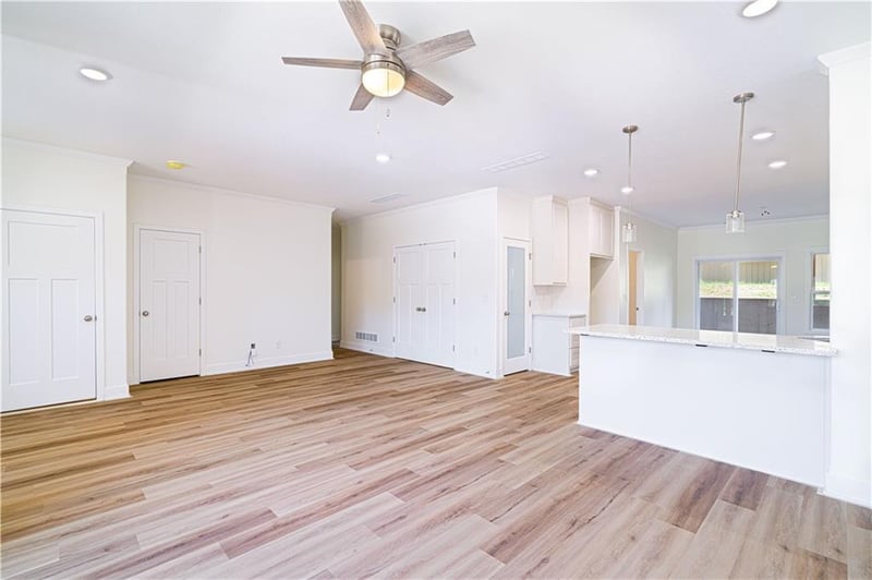 5014 Mulberry Ter, St Joseph, MO 64506