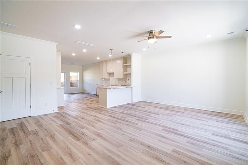 5014 Mulberry Ter, St Joseph, MO 64506