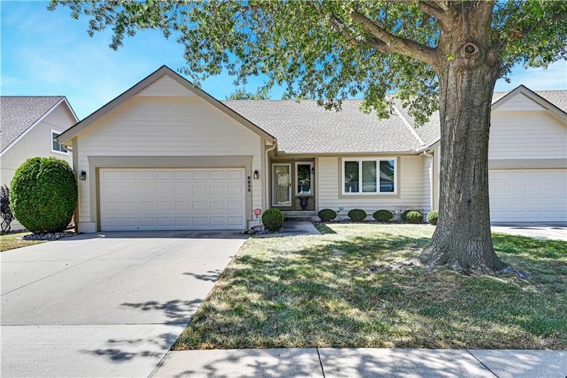 8826 Larson Ave, Kansas City, MO 64138