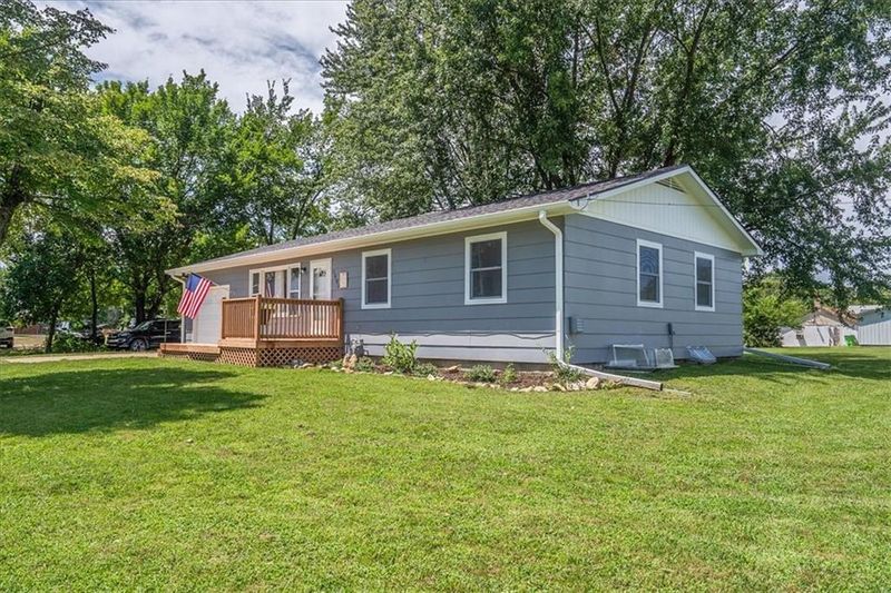 1001 Miami St, Baldwin City, KS 66006
