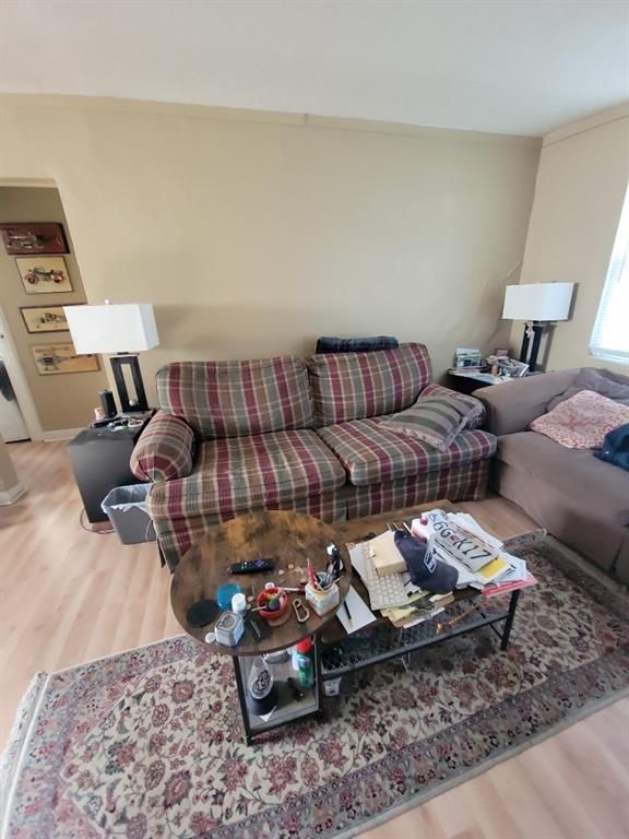 8441 Lydia Ave, Kansas City, MO 64131