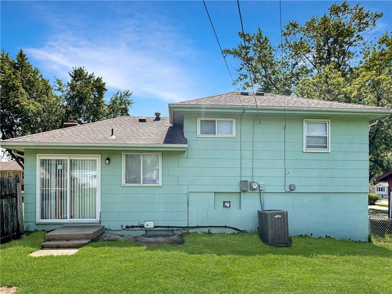 7410 E 118th St, Kansas City, MO 64134
