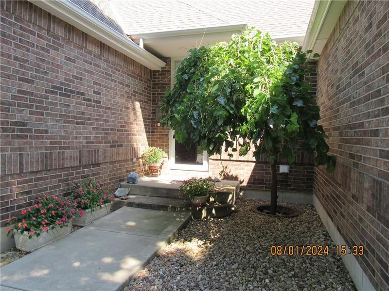 13009 Mcgee Ave, Kansas City, MO 64145