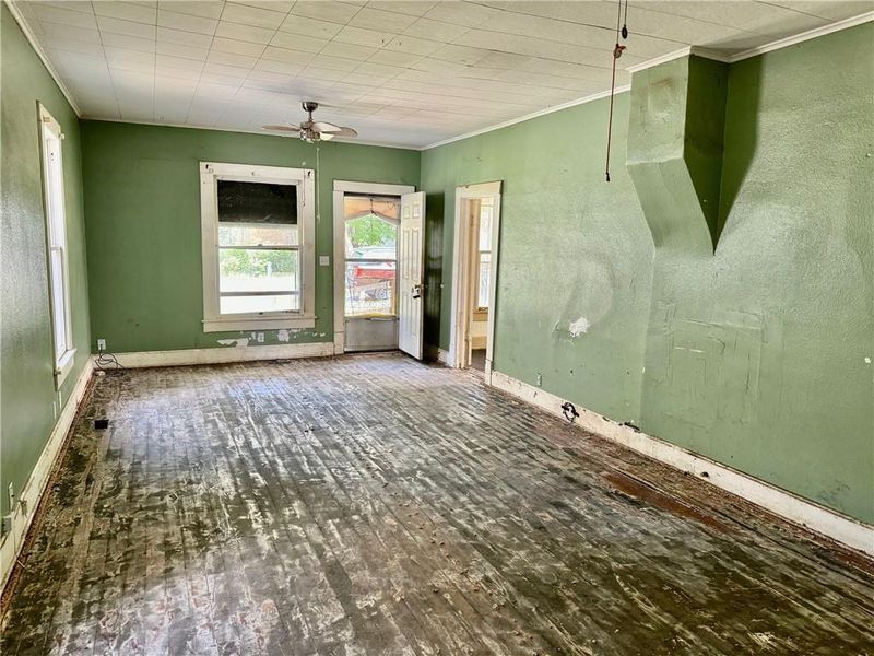 1404 Chess Ave, Parsons, KS 67357